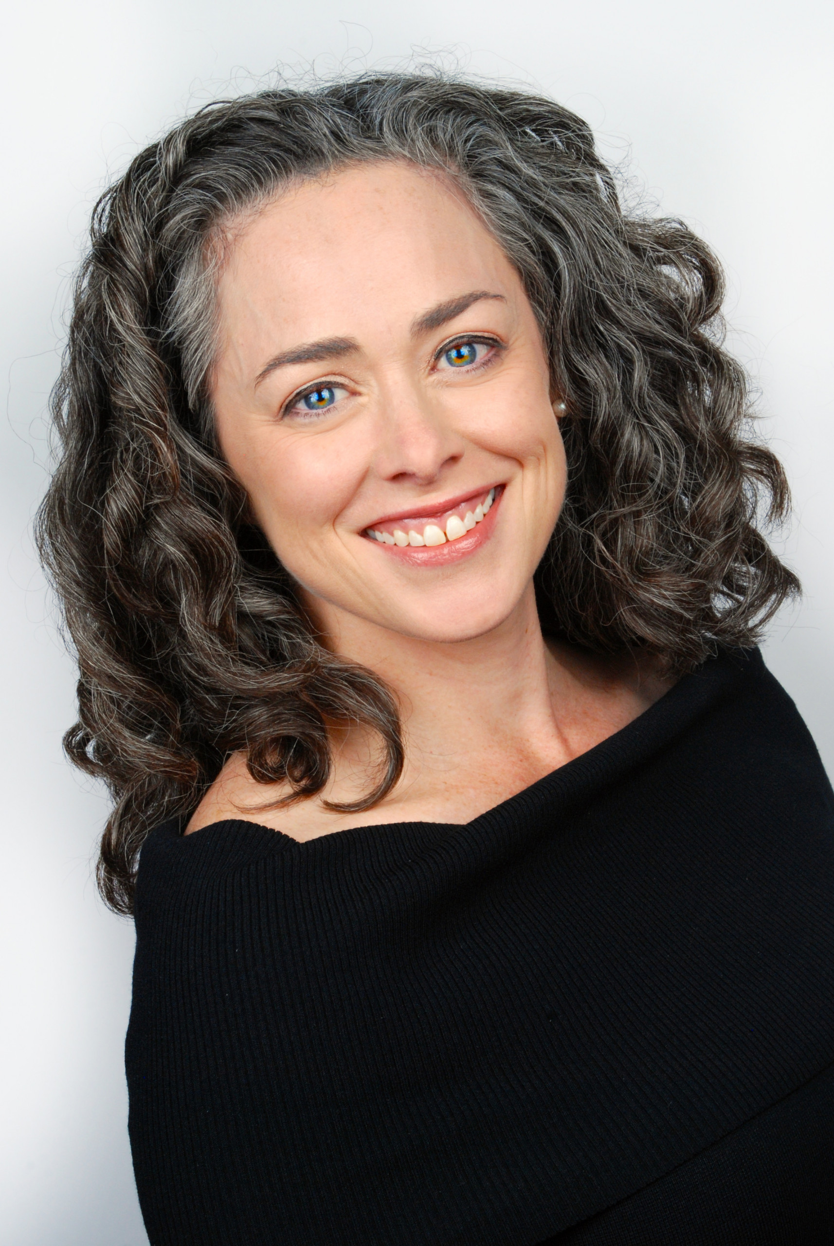 Emily Landa Levin_headshot